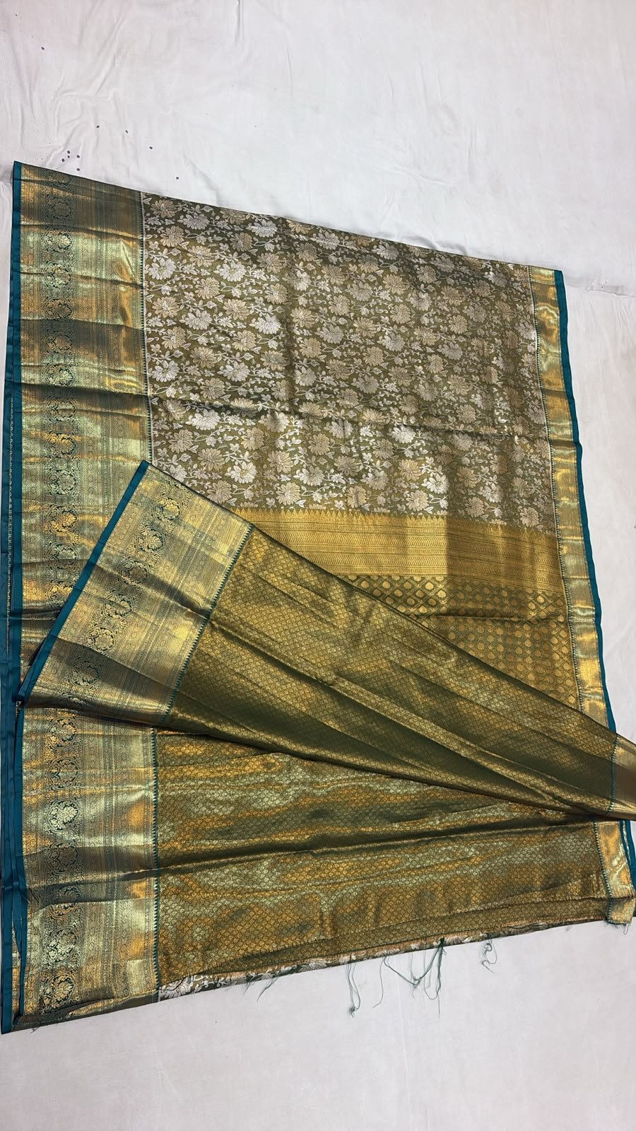 Olive Green Floral Zari Woven Saree with Rich Gold Zari Border - Image 3