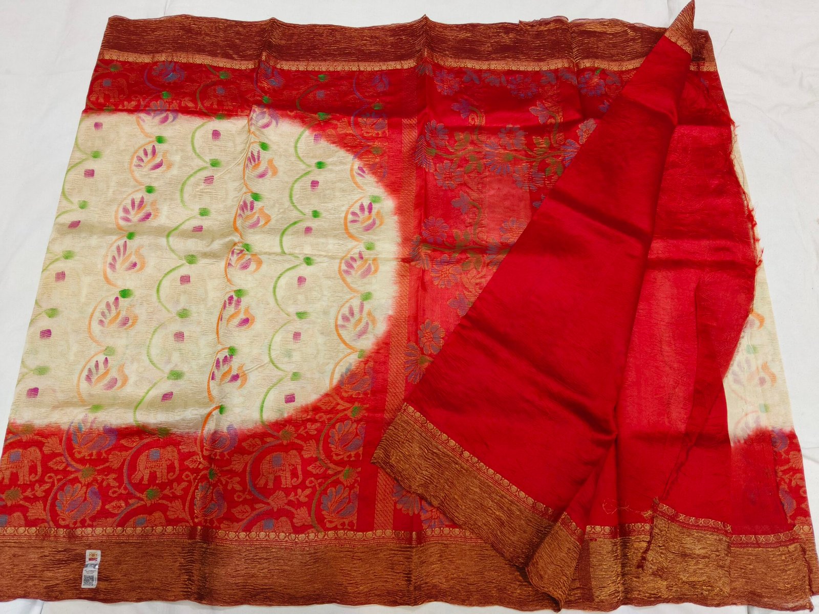 Crushed Dupion Silk Saree - Image 3