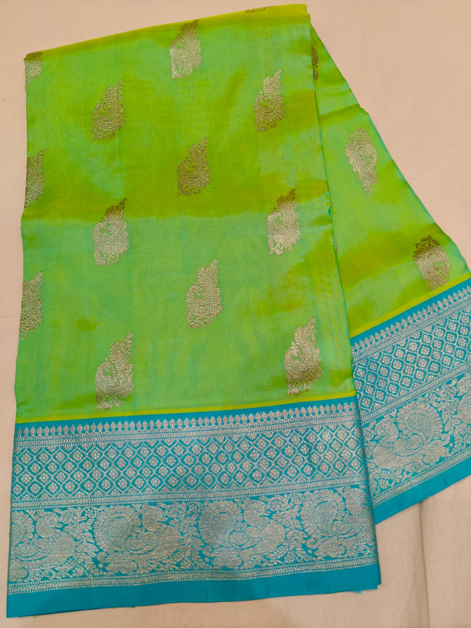 Pure Venkatagiri Pattu Saree