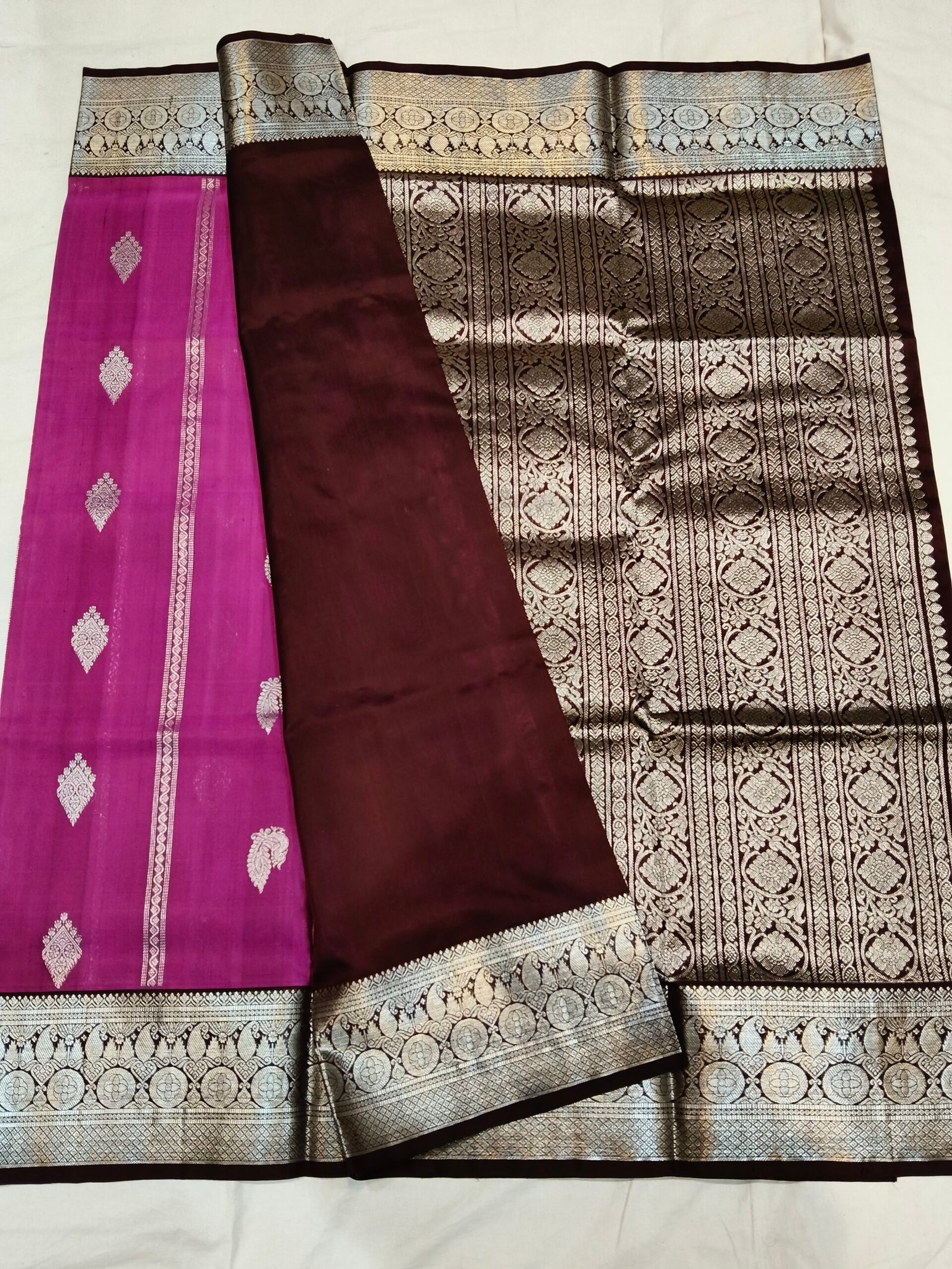 Pure Venkatagiri Pattu Saree - Image 3