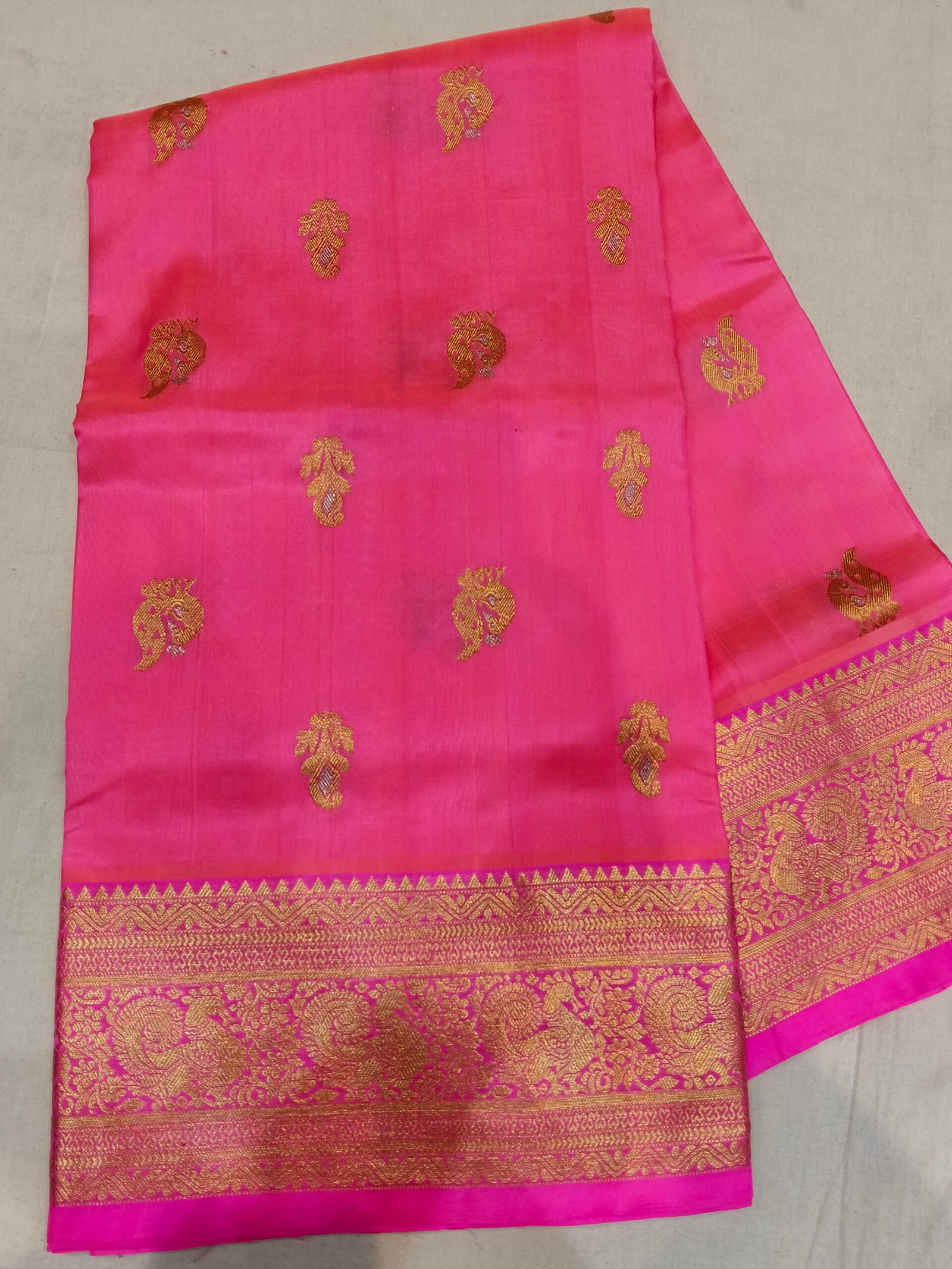 Pure Venkatagiri Pattu Saree